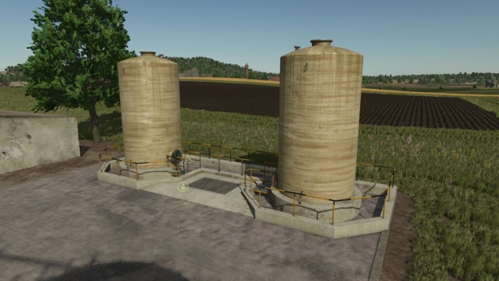 Lizard Liquid Fertilizer And Herbicide Tanks