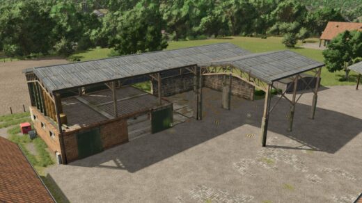 Ivoy Straw Hangar