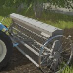 Horse-drawn seeder4